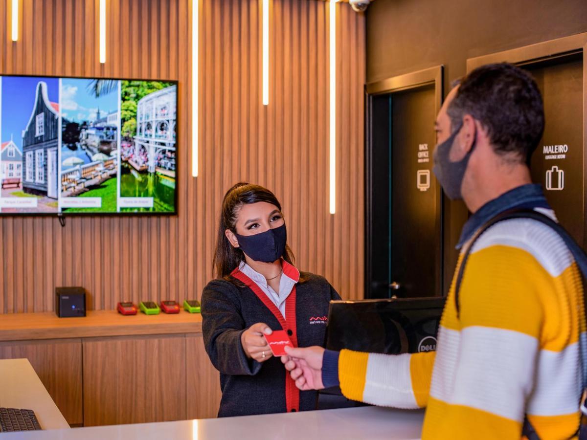 Hotel Moov Porto Alegre Zewnętrze zdjęcie