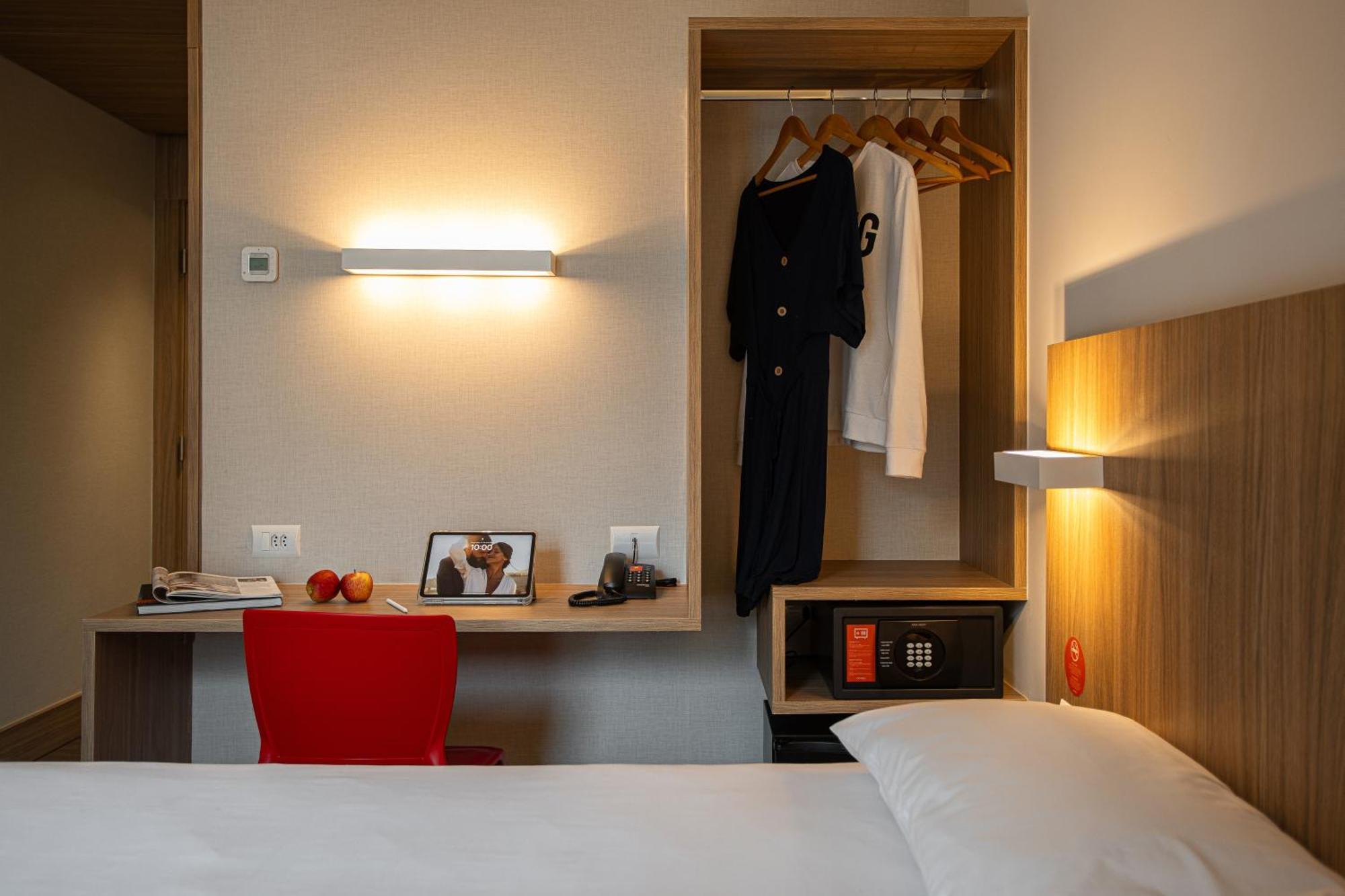 Hotel Moov Porto Alegre Zewnętrze zdjęcie